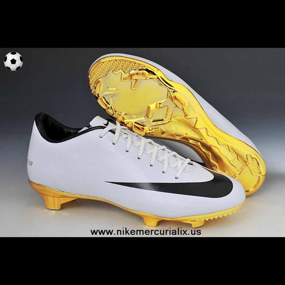 Special-Addition Nike ‘Ronaldo’ Soccer Cleats